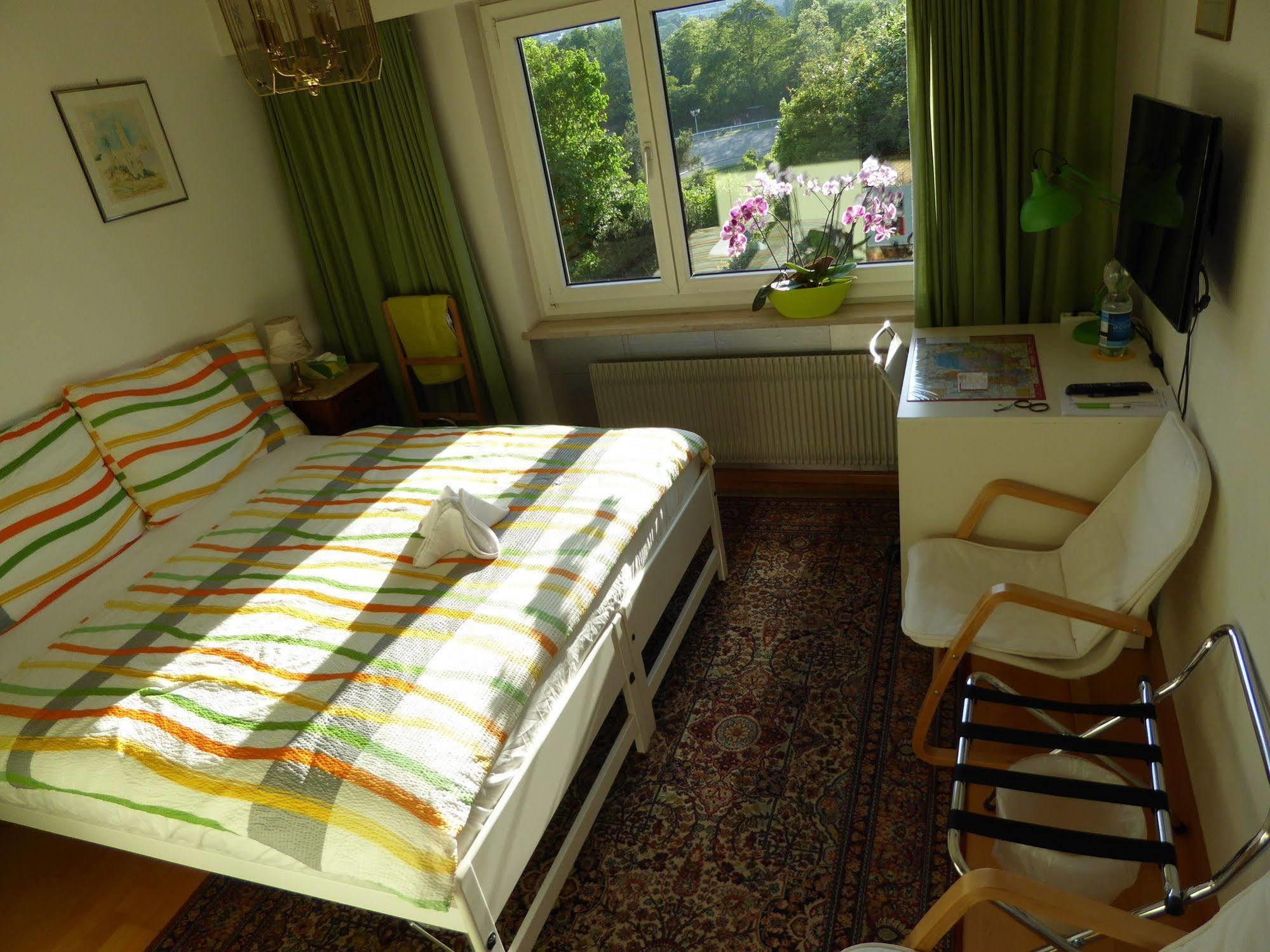 B&B Pappelweg - 2 Муттенц Экстерьер фото